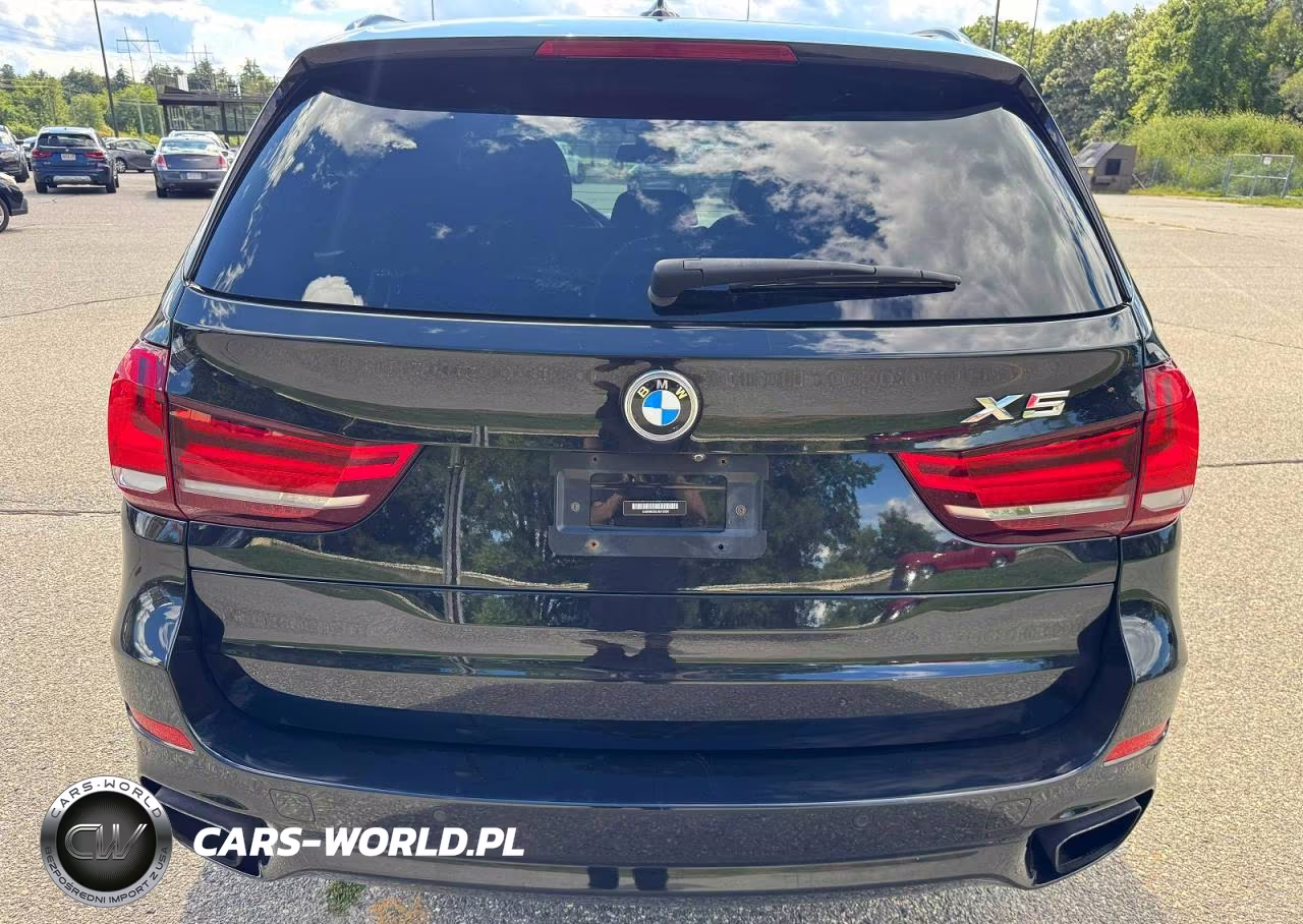 2018 BMW X5 xDrive50I VIN:5UXKR6C55J0U15260 - 12