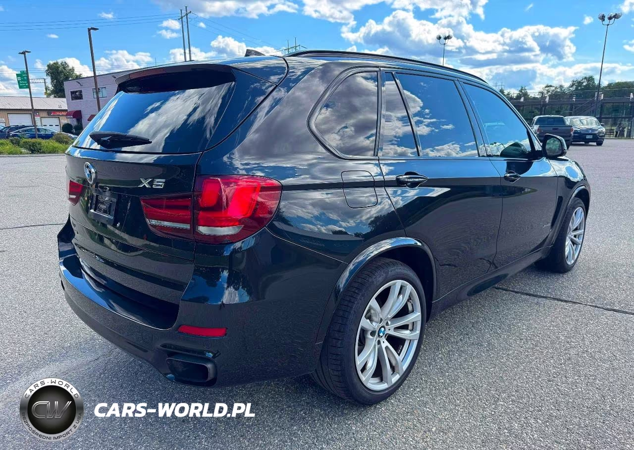 2018 BMW X5 xDrive50I VIN:5UXKR6C55J0U15260 - 4