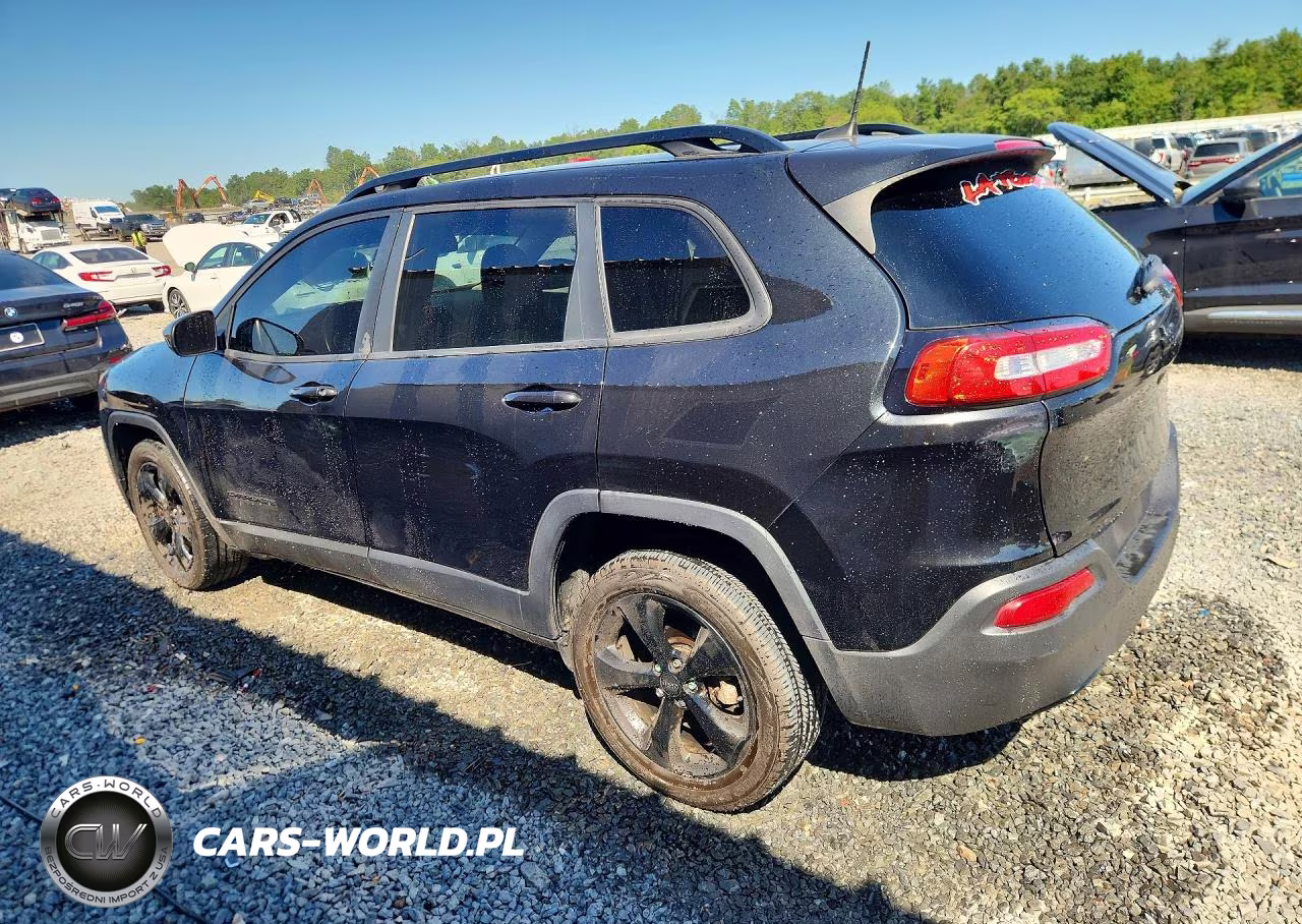 2016 Jeep Cherokee Latitude VIN:1C4PJLCB8GW146390 - 2