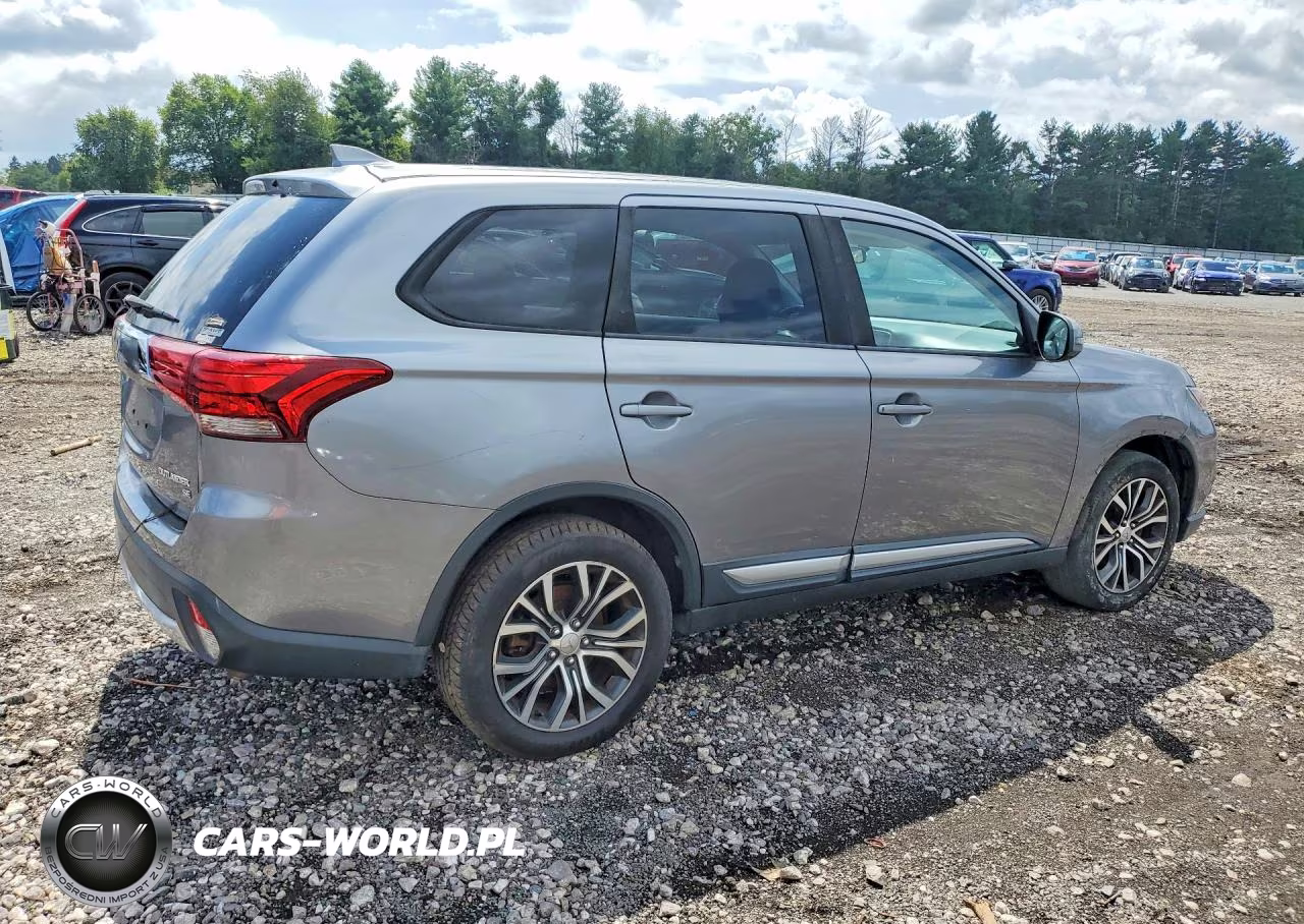 2020 Mitsubishi Outlander Limited VIN:JA4AZ3A35JZ040327 - 3