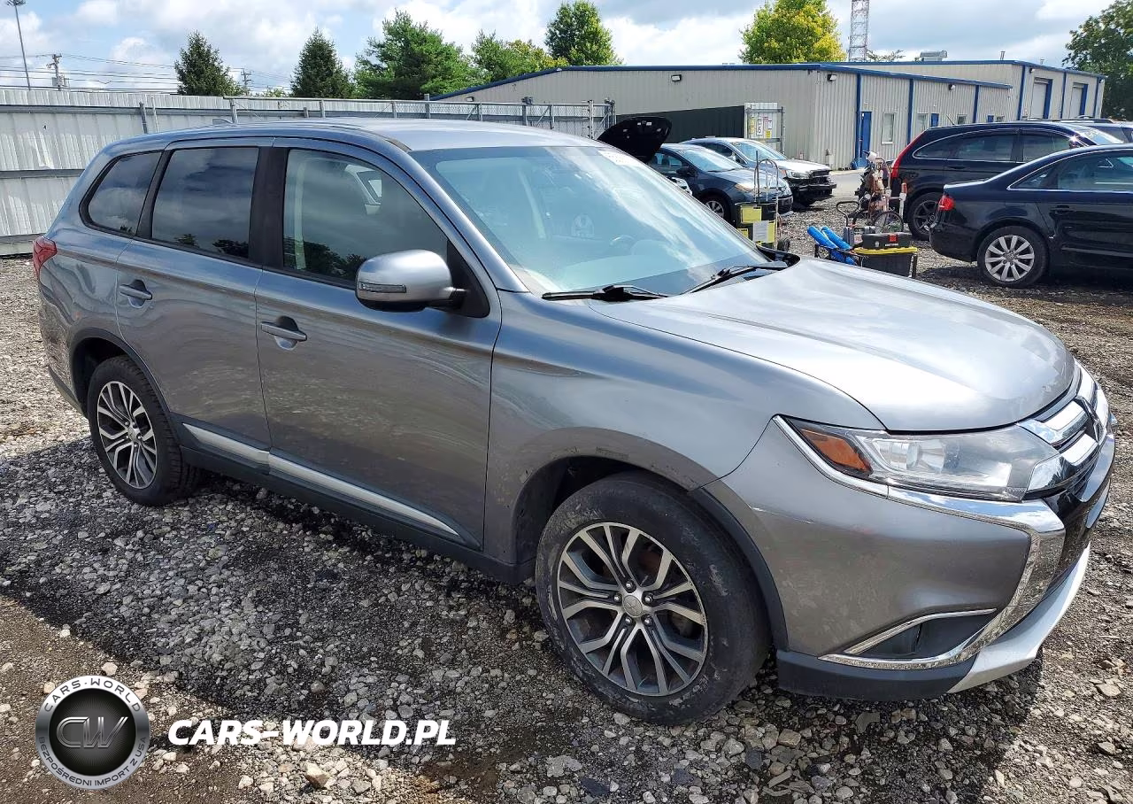 2020 Mitsubishi Outlander Limited VIN:JA4AZ3A35JZ040327 - 4