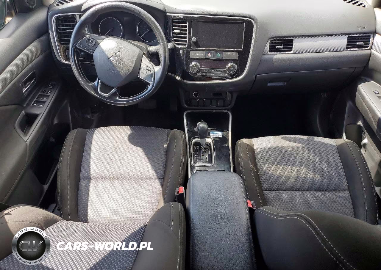 2020 Mitsubishi Outlander Limited VIN:JA4AZ3A35JZ040327 - 8