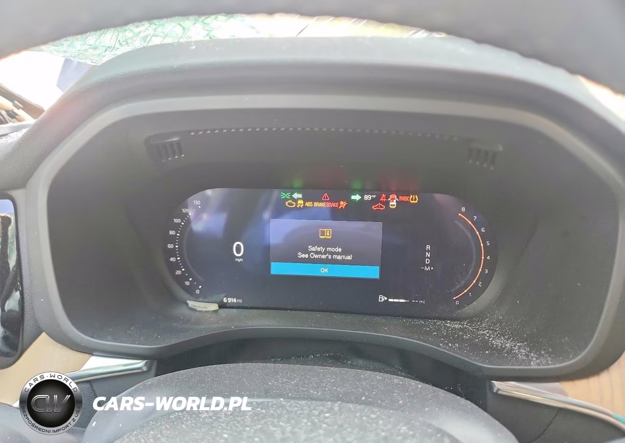 2026 Volvo Xc60 Plus VIN:YV4M12RCXT1486447 - 9