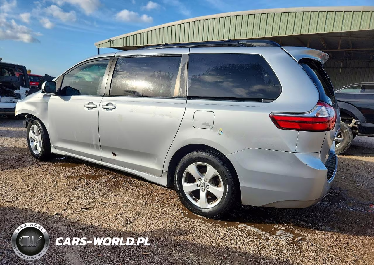 2020 Toyota Sienna Le VIN:5TDKZ3DC4LS075810 - 2
