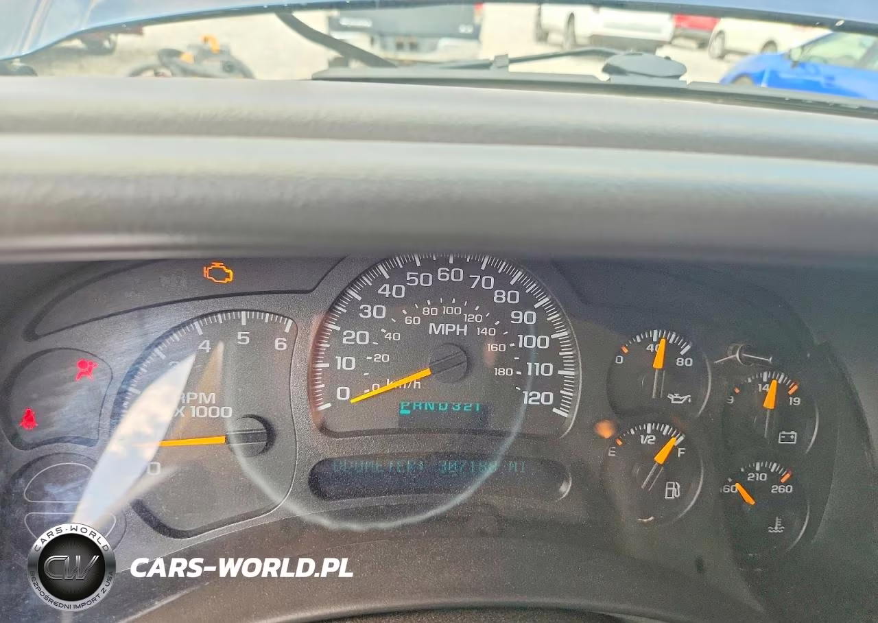 2005 Chevrolet Silverado K1500 VIN:2GCEK13T851181825 - 9