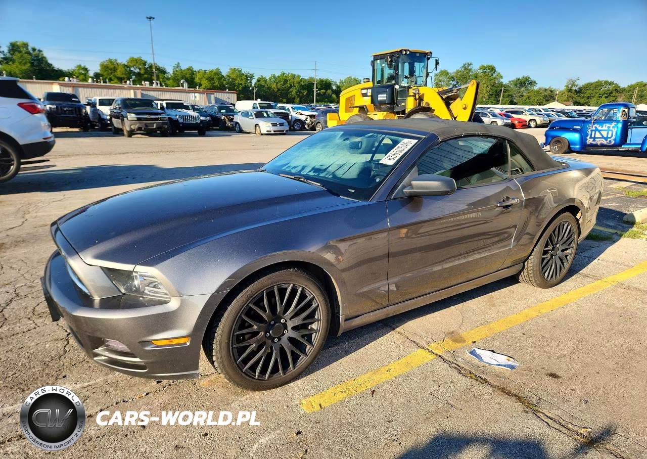 2014 Ford Mustang VIN:1ZVBP8EM9E5219996 - 1