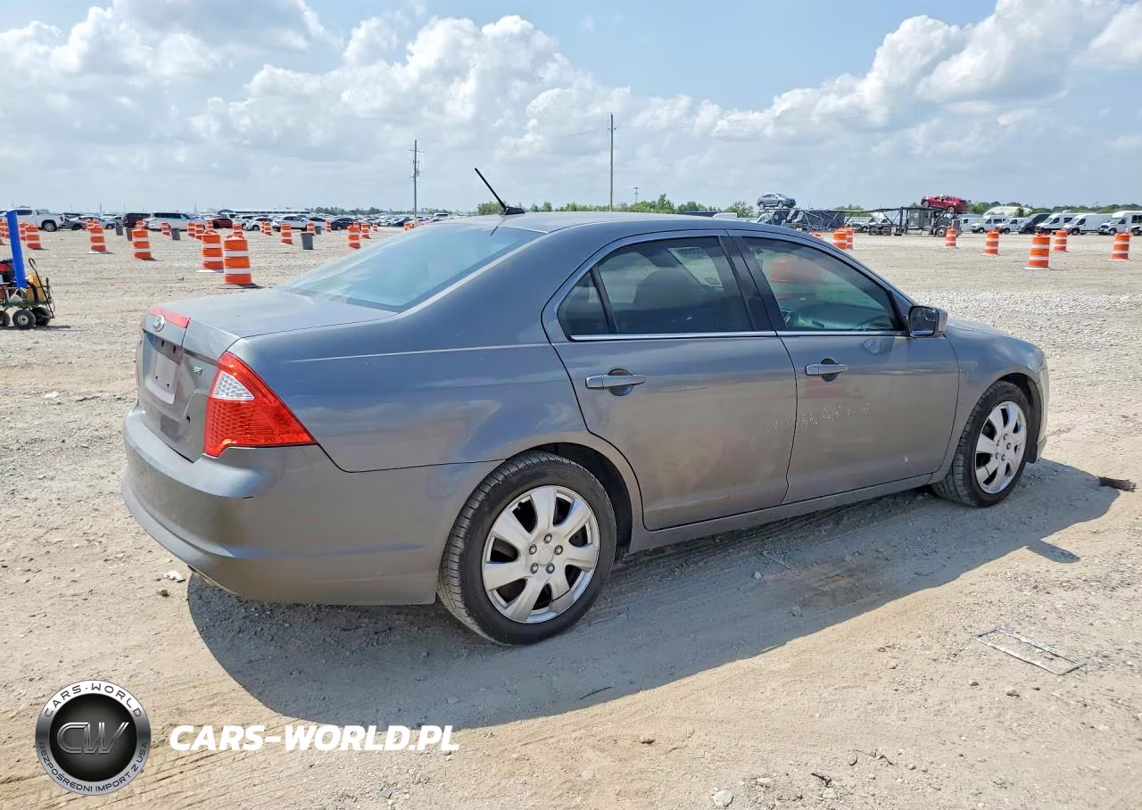 2011 Ford Fusion Se VIN:3FAHP0HA8BR178257 - 3