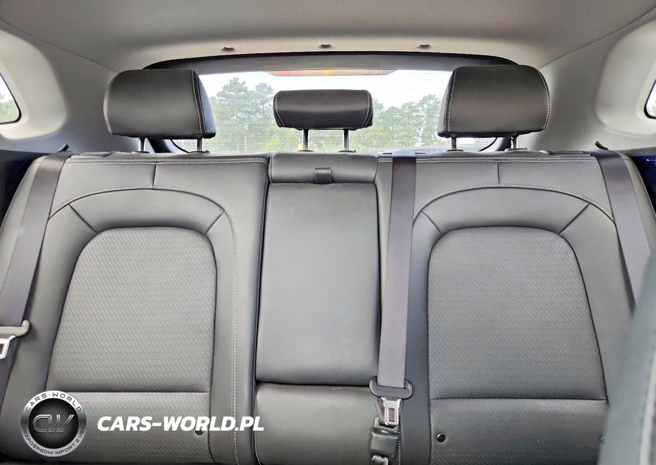 2021 Hyundai Kona Ultimate VIN:KM8K53A52MU628769 - 10