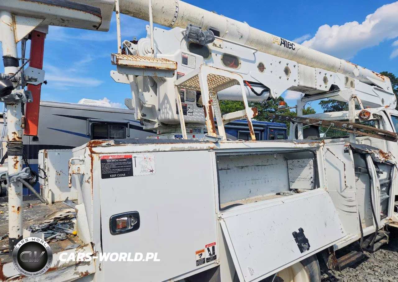 2020 Freightliner Business Class M2 Bucket Truck VIN:1FVACXFCXLHKW5928 - 10