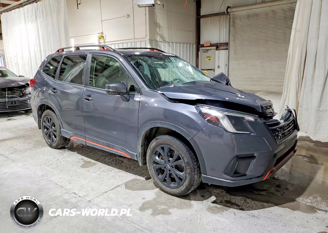 2023 Subaru Forester Sport VIN:JF2SKAJC8PH529579 - 4