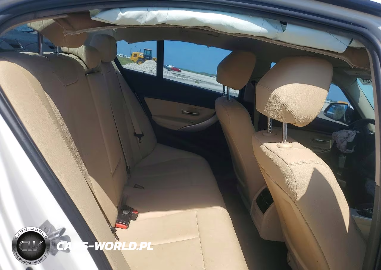 2018 BMW 320 I VIN:WBA8E1G51JNU89604 - 10