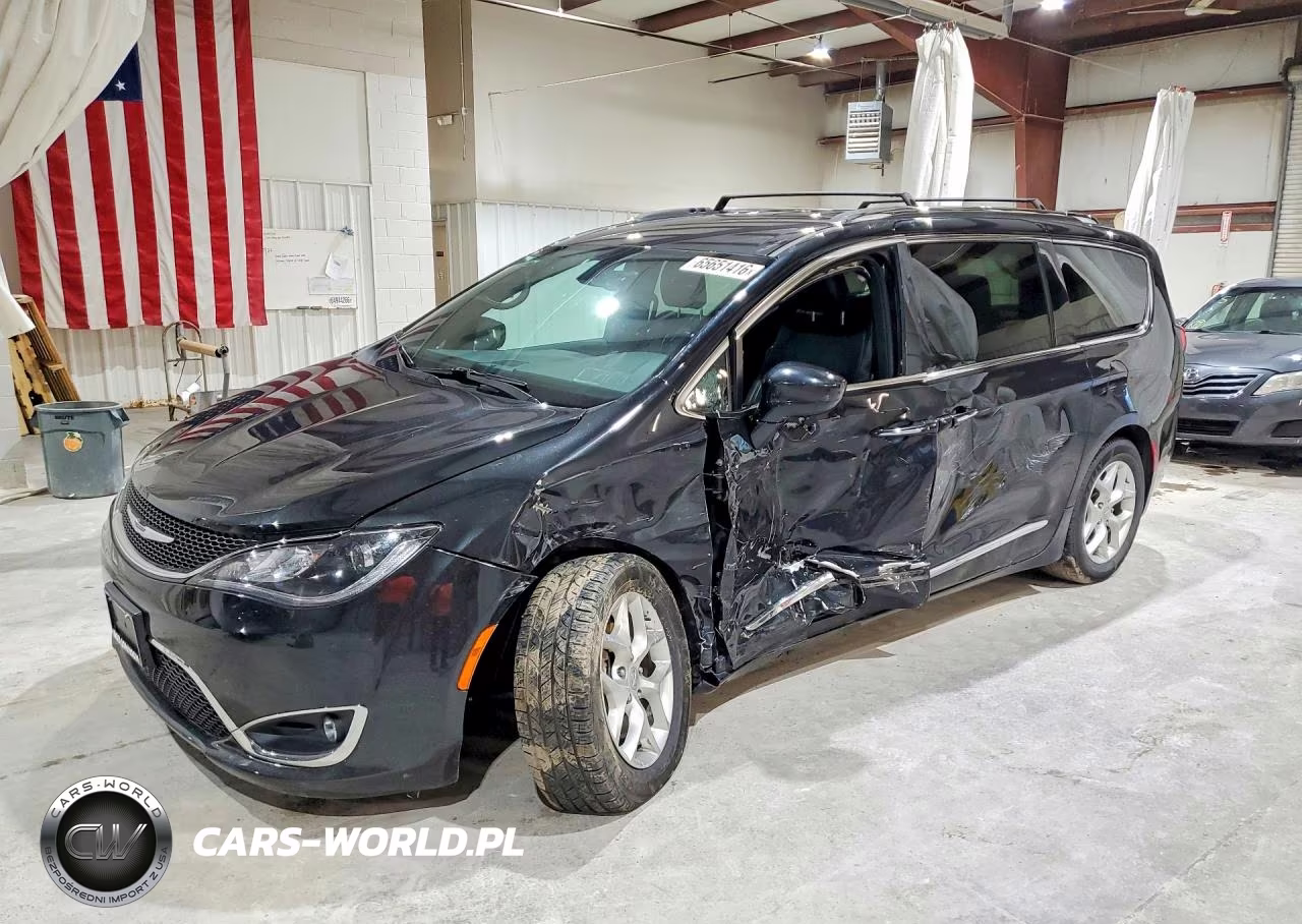 2020 Chrysler Pacifica Touring L – zdjęcie 1 z 13
