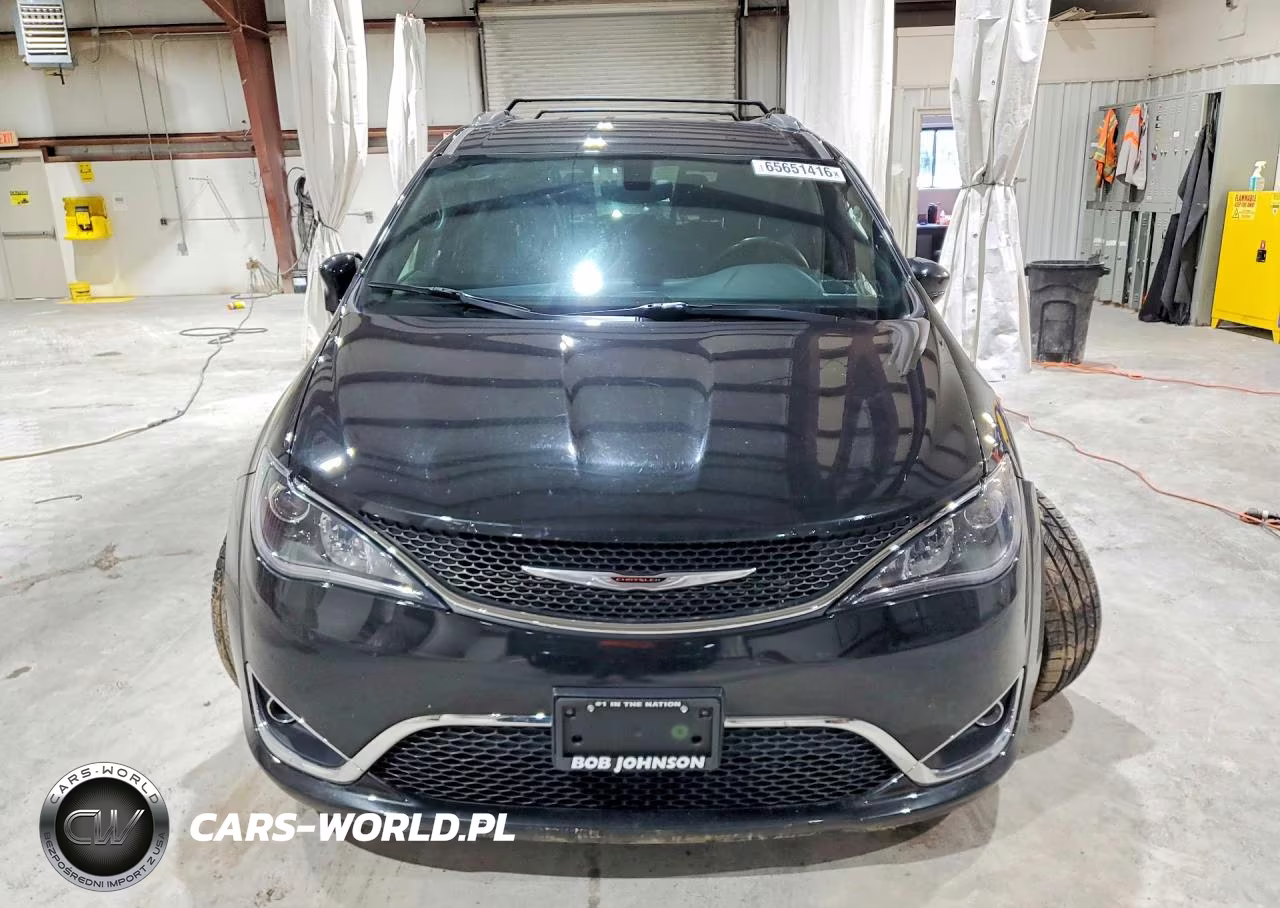 2020 Chrysler Pacifica Touring L VIN:2C4RC1BG9LR104415 - 5