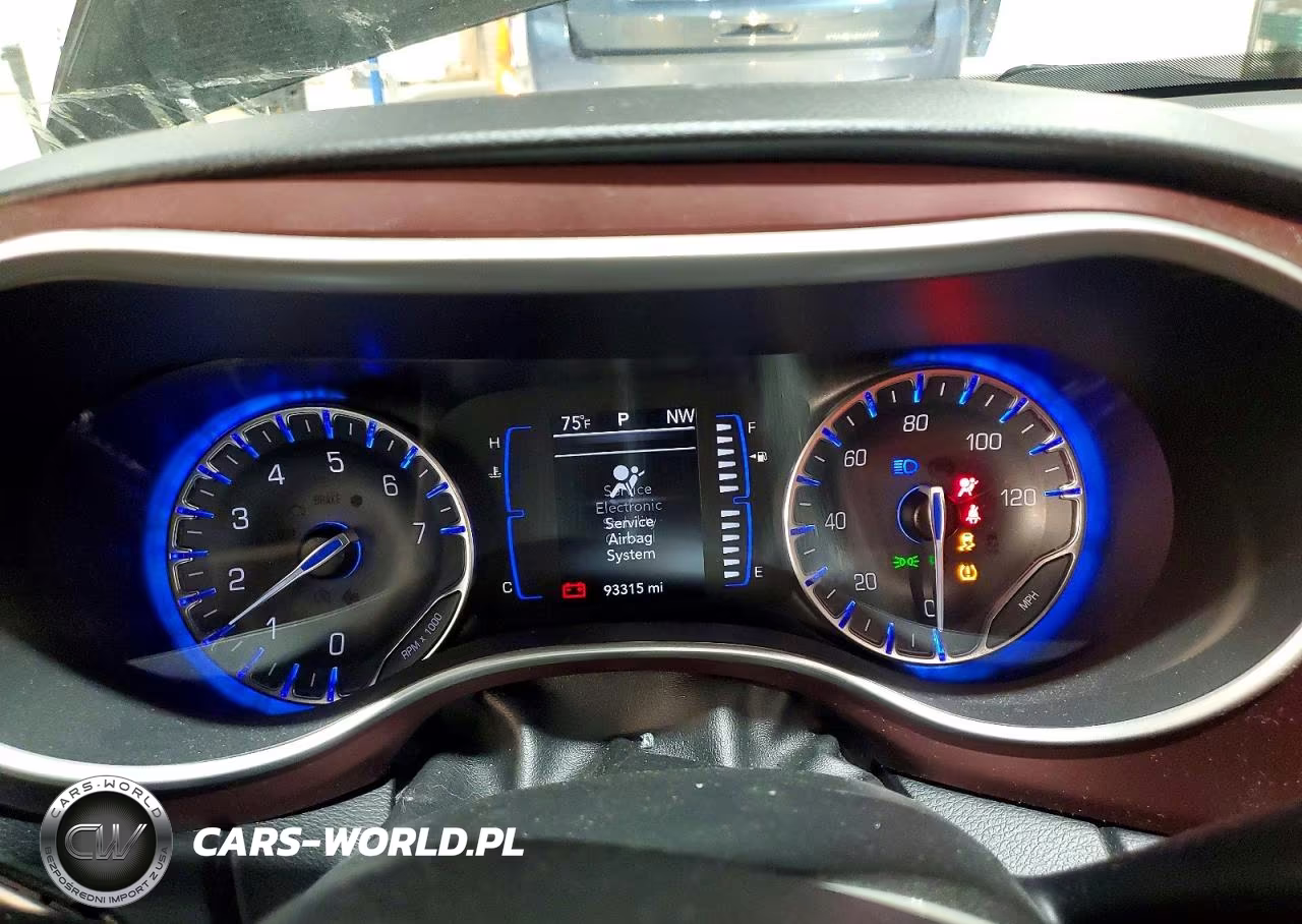 2020 Chrysler Pacifica Touring L VIN:2C4RC1BG9LR104415 - 9