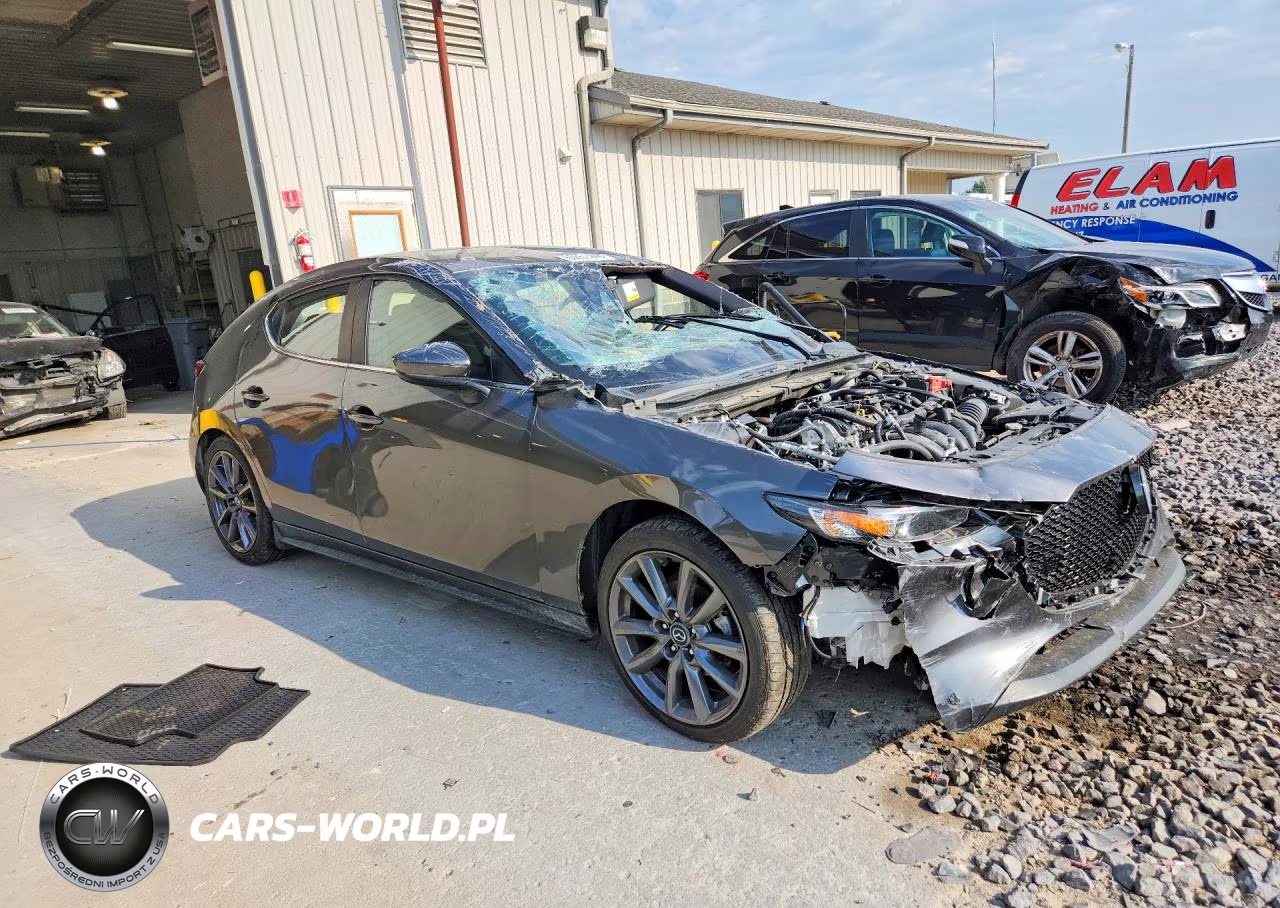 2020 Mazda 3 Premium VIN:JM1BPAMM4L1161442 - 4