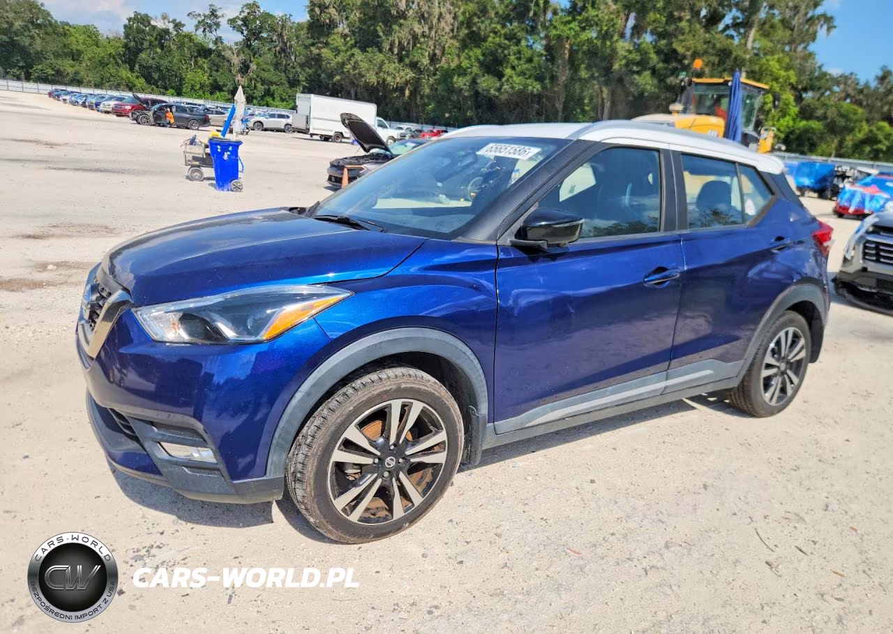2019 Nissan Kicks Sr
