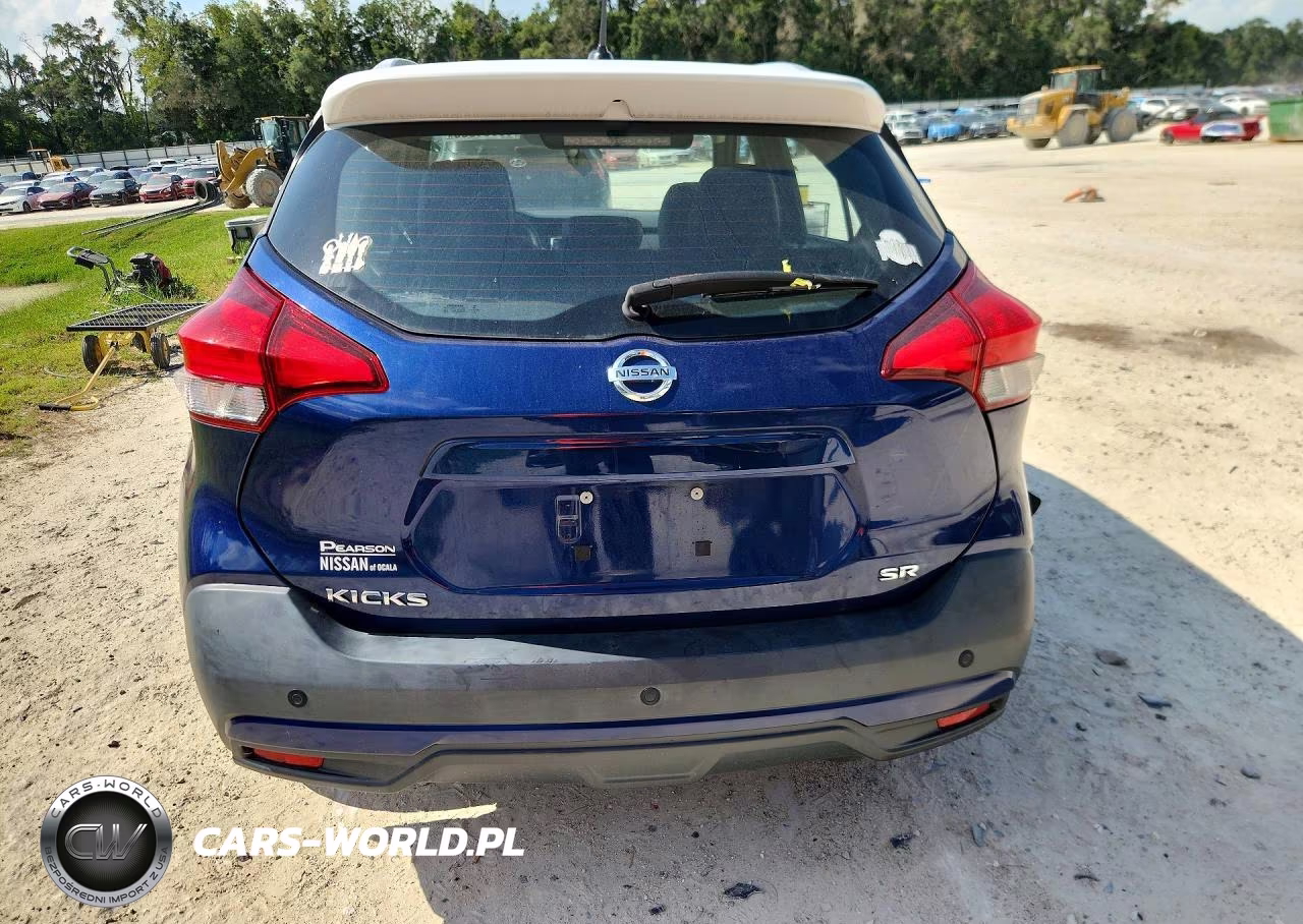 2019 Nissan Kicks Sr VIN:3N1CP5CU2KL528863 - 6