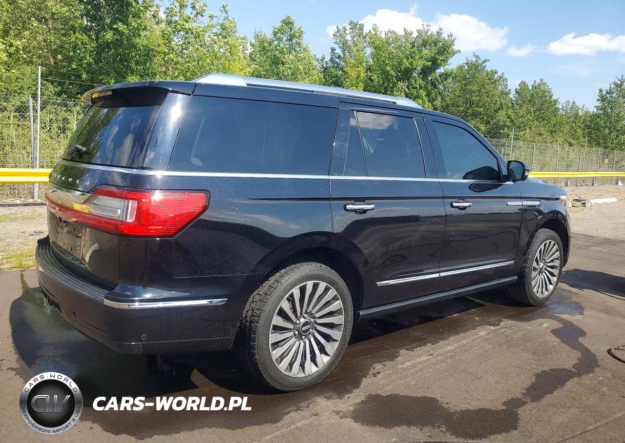 2018 Lincoln Navigator Reserve VIN:5LMJJ2LT3JEL03645 - 3