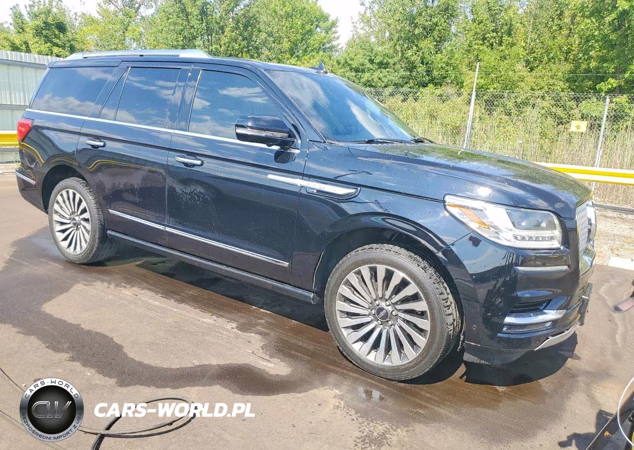 2018 Lincoln Navigator Reserve VIN:5LMJJ2LT3JEL03645 - 4