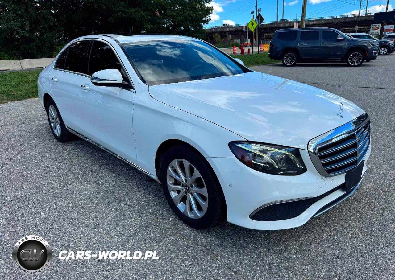 2018 Mercedes-Benz E 300 4Matic