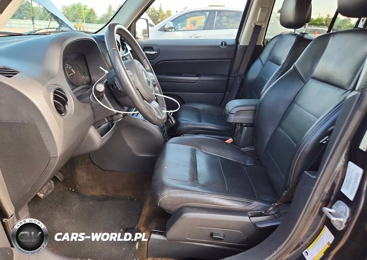 2014 Jeep Patriot Latitude VIN:1C4NJPFA7ED678692 - 7