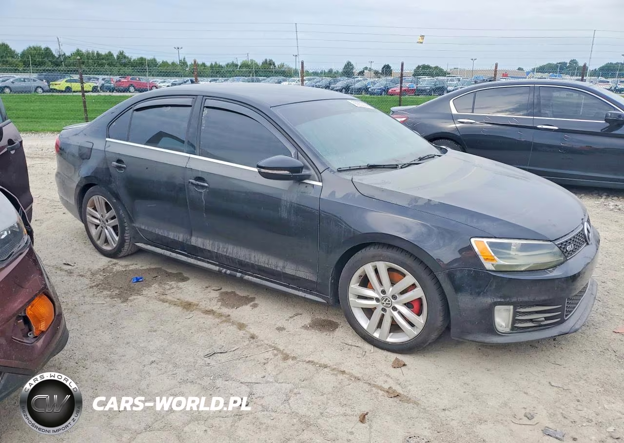 2012 Volkswagen Jetta Gli VIN:3VW567AJ2CM460182 - 4