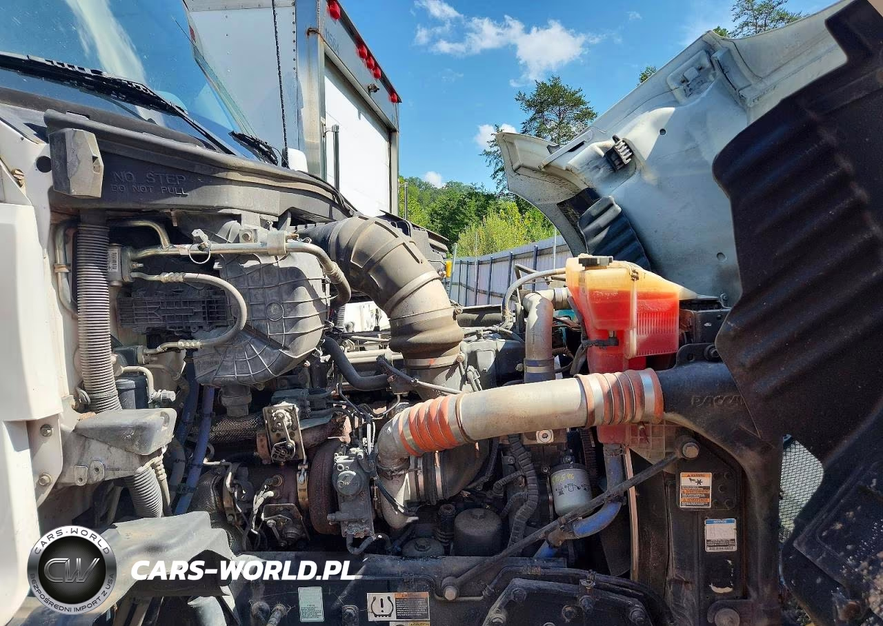 2016 Kenworth T680 Semi Truck VIN:1XKYAP8X2GJ129537 - 11