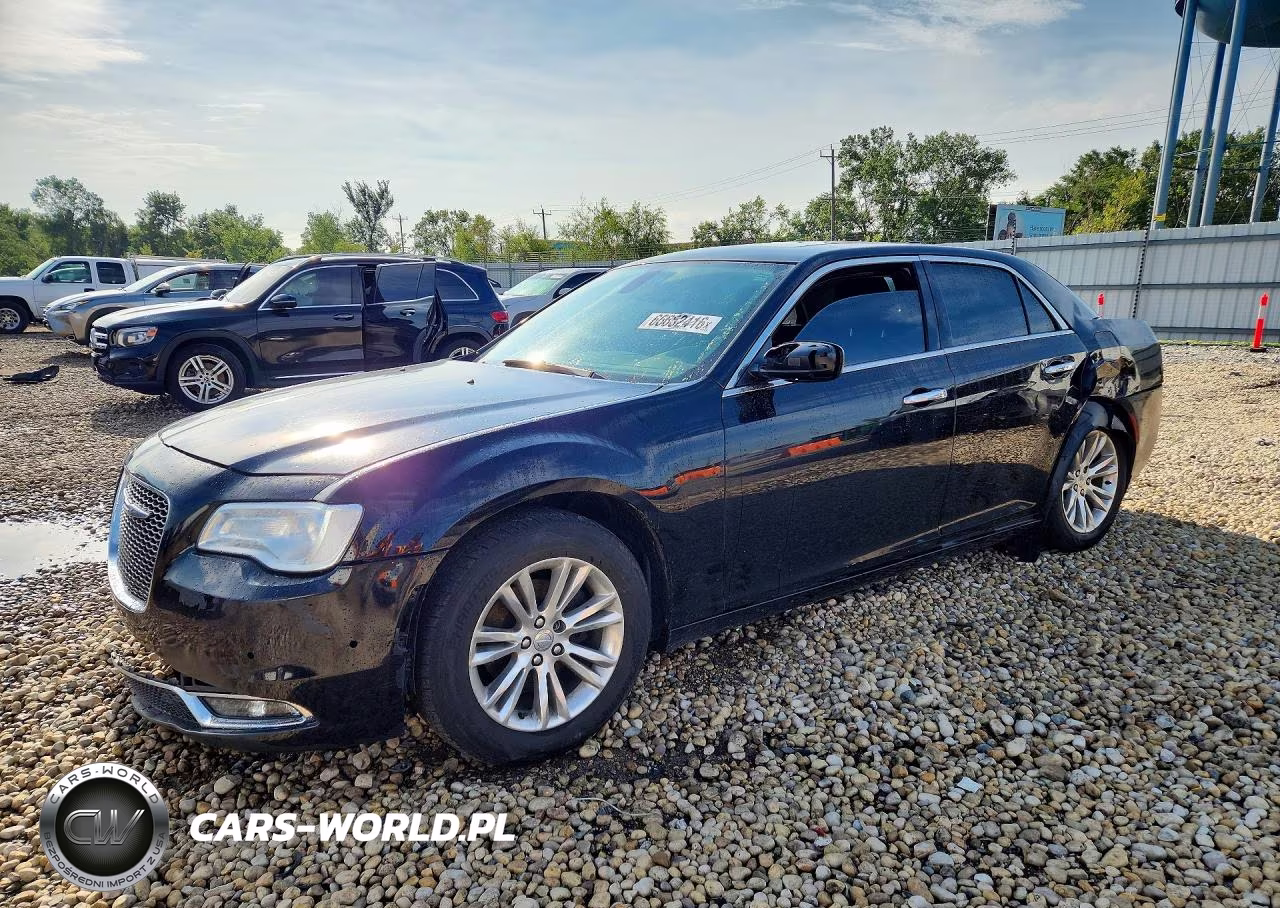 2016 Chrysler 300C