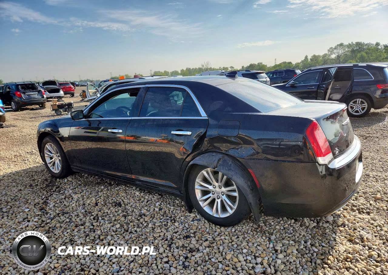 2016 Chrysler 300C VIN:2C3CCAEG3GH135631 - 2