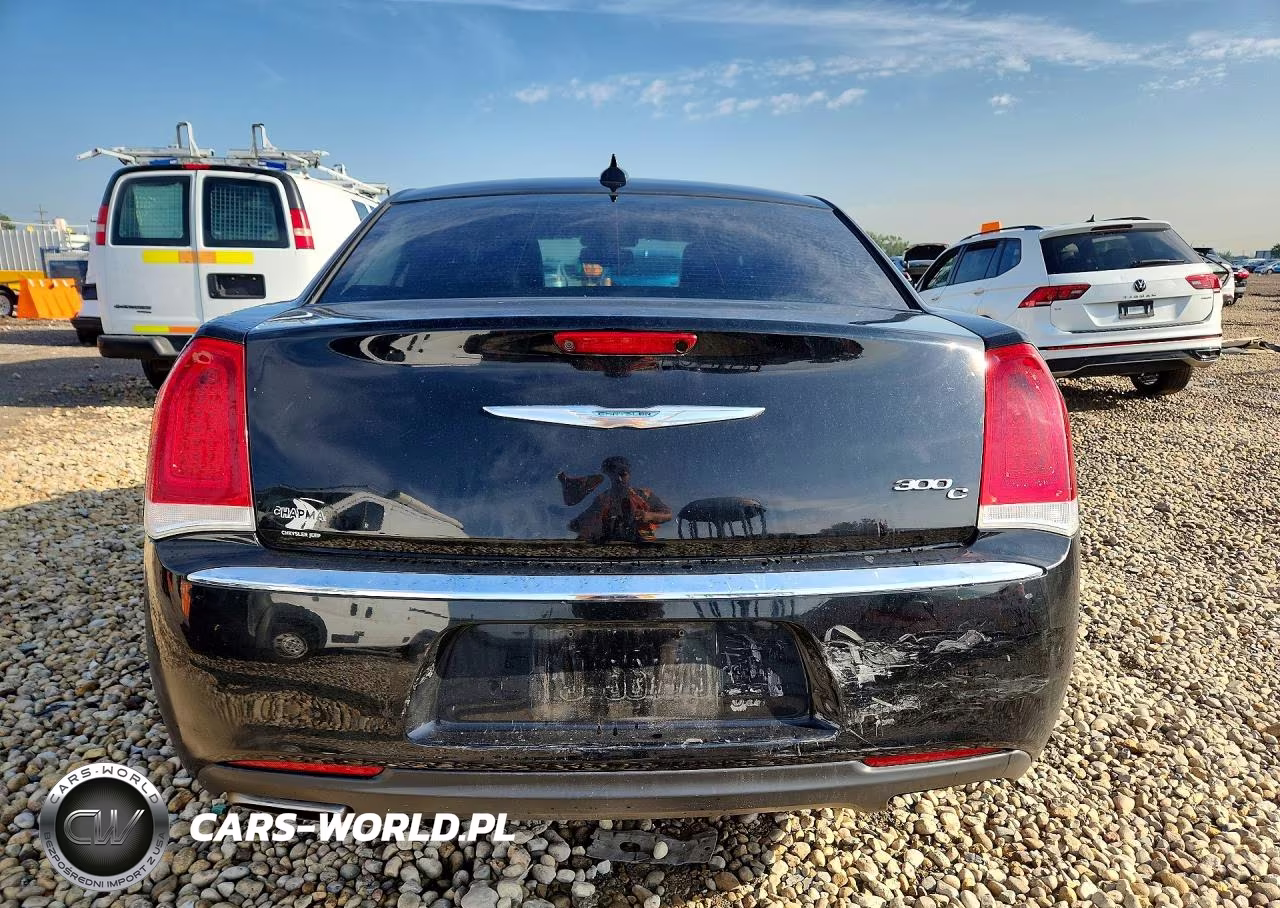 2016 Chrysler 300C VIN:2C3CCAEG3GH135631 - 6