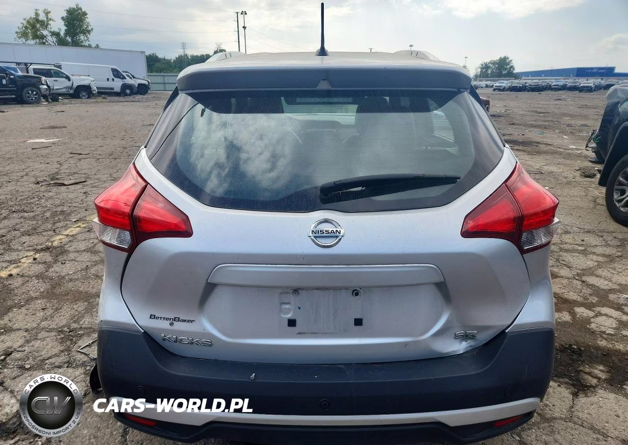2019 Nissan Kicks S VIN:3N1CP5CU1KL530880 - 6