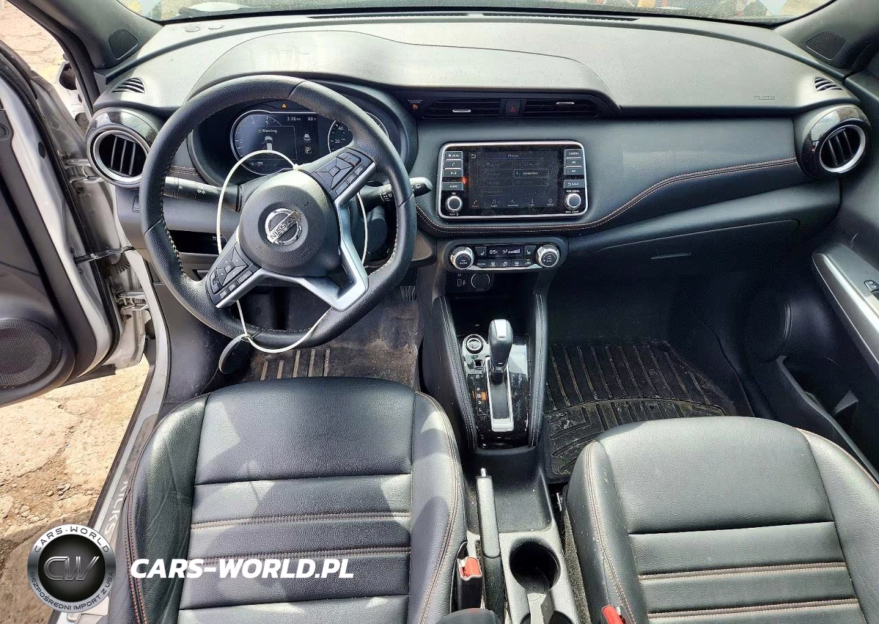 2019 Nissan Kicks S VIN:3N1CP5CU1KL530880 - 8