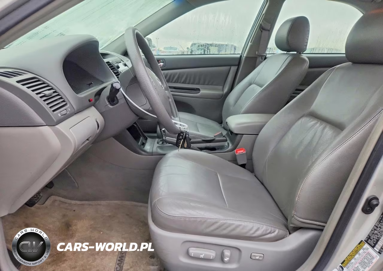 2005 Toyota Camry Le VIN:4T1BE32K85U987646 - 7