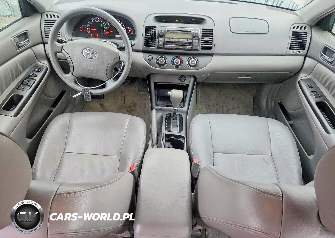 2005 Toyota Camry Le VIN:4T1BE32K85U987646 - 8