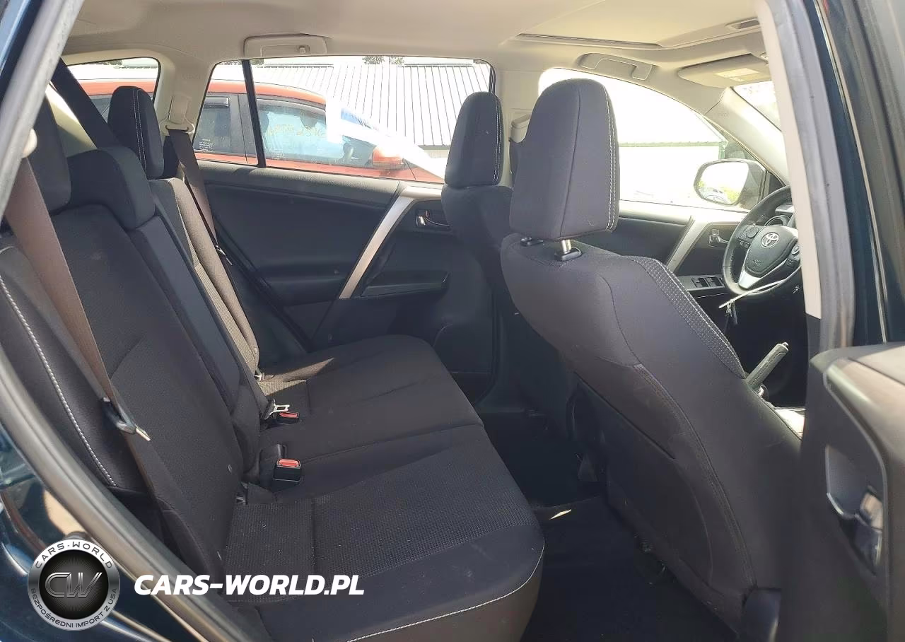 2018 Toyota Rav4 Xle VIN:JTMRFREV3JJ198096 - 11