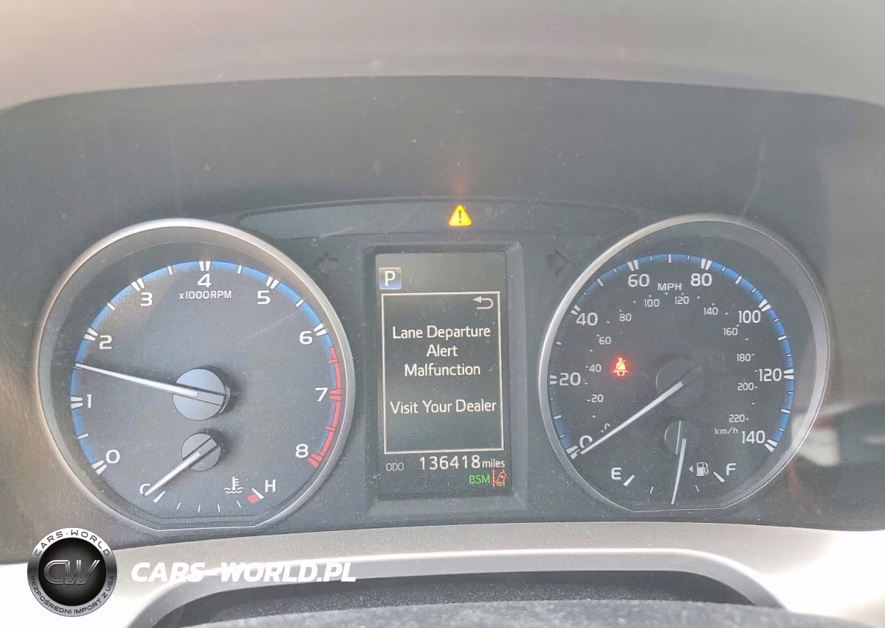 2018 Toyota Rav4 Xle VIN:JTMRFREV3JJ198096 - 9