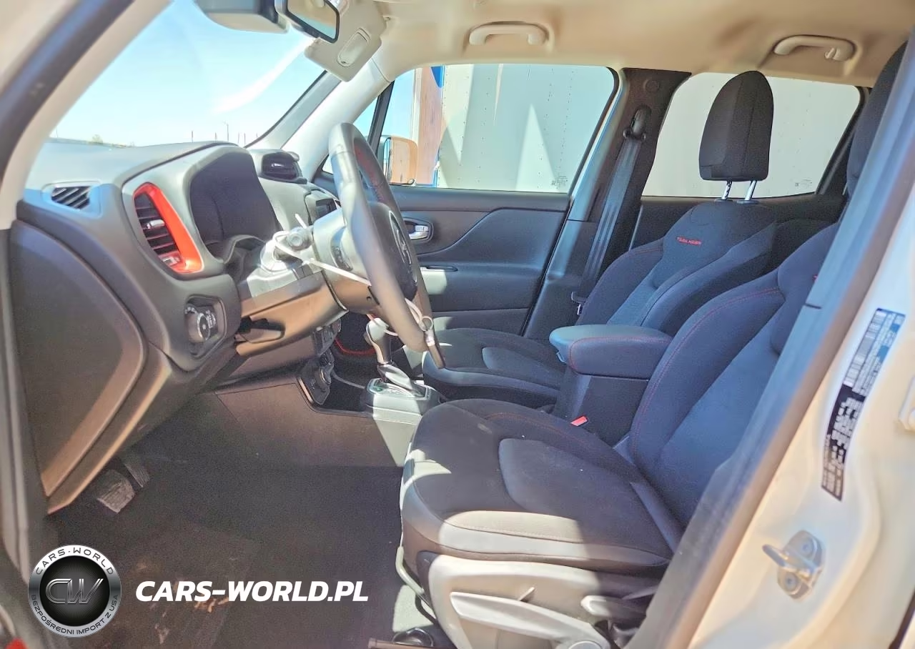 2023 Jeep Renegade Trailhawk VIN:ZACNJDC17PPP44520 - 7