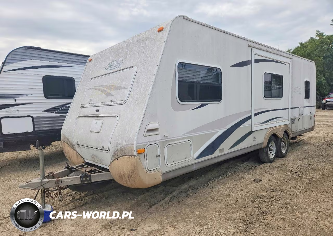 2003 R-Vision Trail-Lite Camper VIN:4WY200M2631082826 - 2