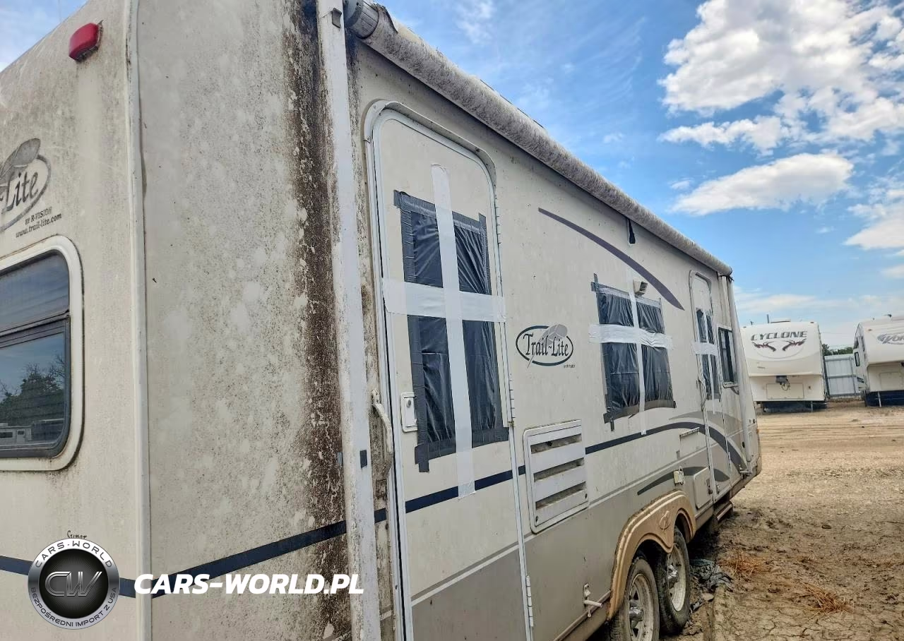 2003 R-Vision Trail-Lite Camper VIN:4WY200M2631082826 - 9