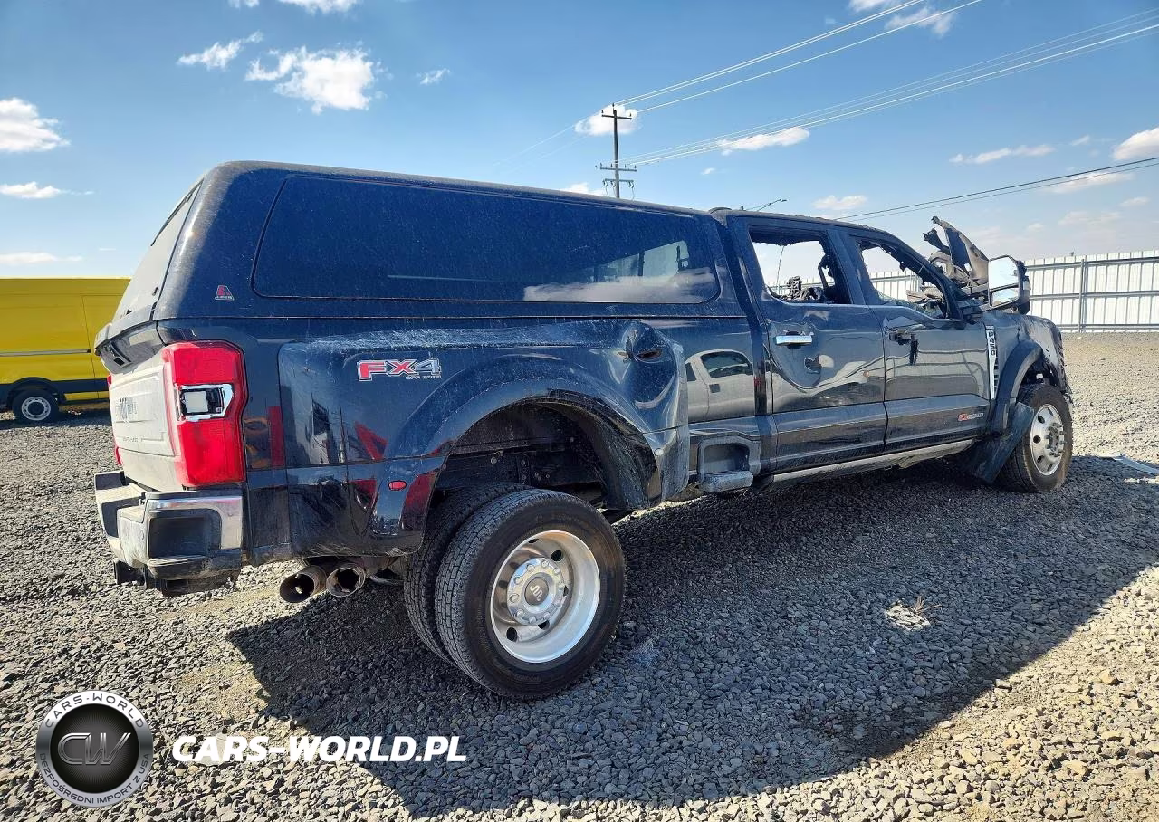 2025 Ford F450 Super Duty VIN:1FT8W4DM4SED82593 - 3