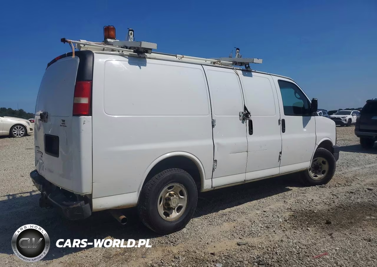 2011 Chevrolet Express G2500 VIN:1GCWGFCG2B1138766 - 3