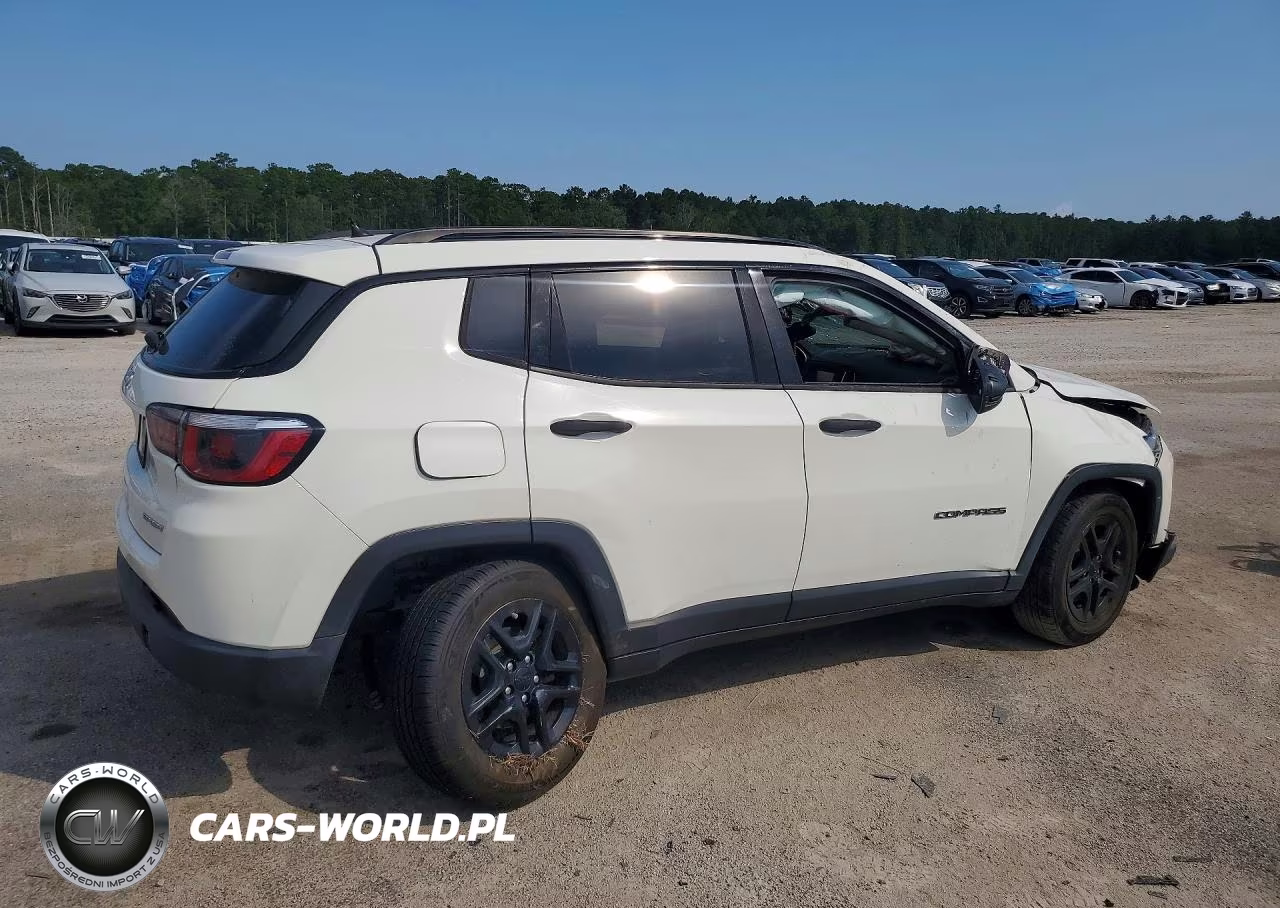 2018 Jeep Compass Sport VIN:3C4NJCAB5JT408065 - 3