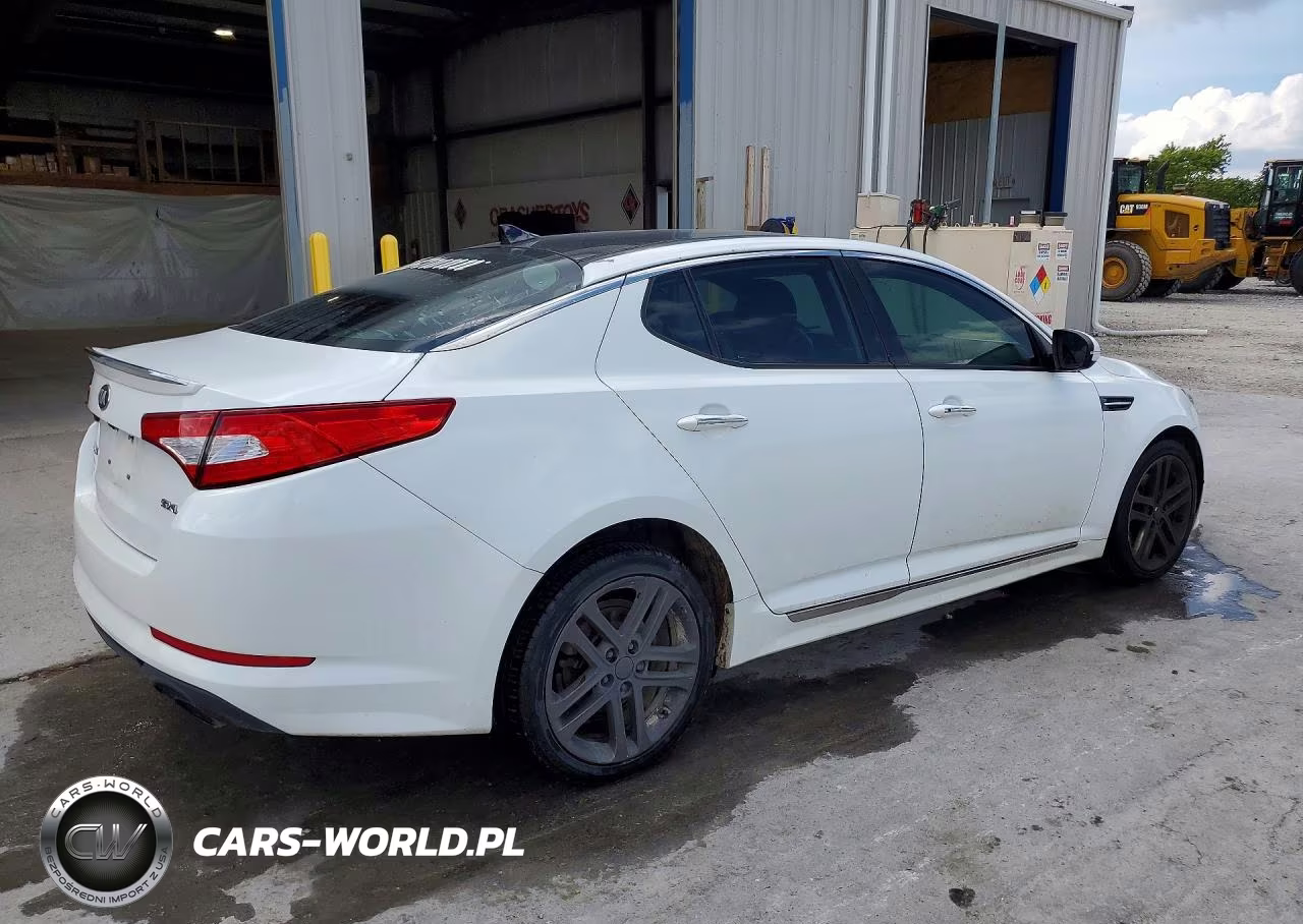 2013 Kia Optima Sx VIN:5XXGR4A60DG148586 - 3