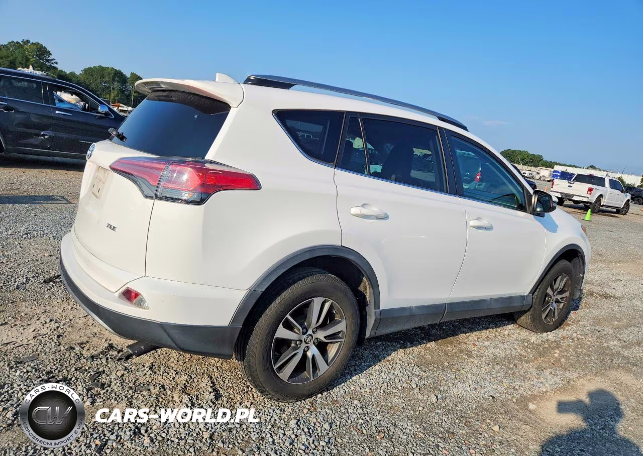 2018 Toyota Rav4 Xle VIN:2T3WFREV9JW405885 - 3