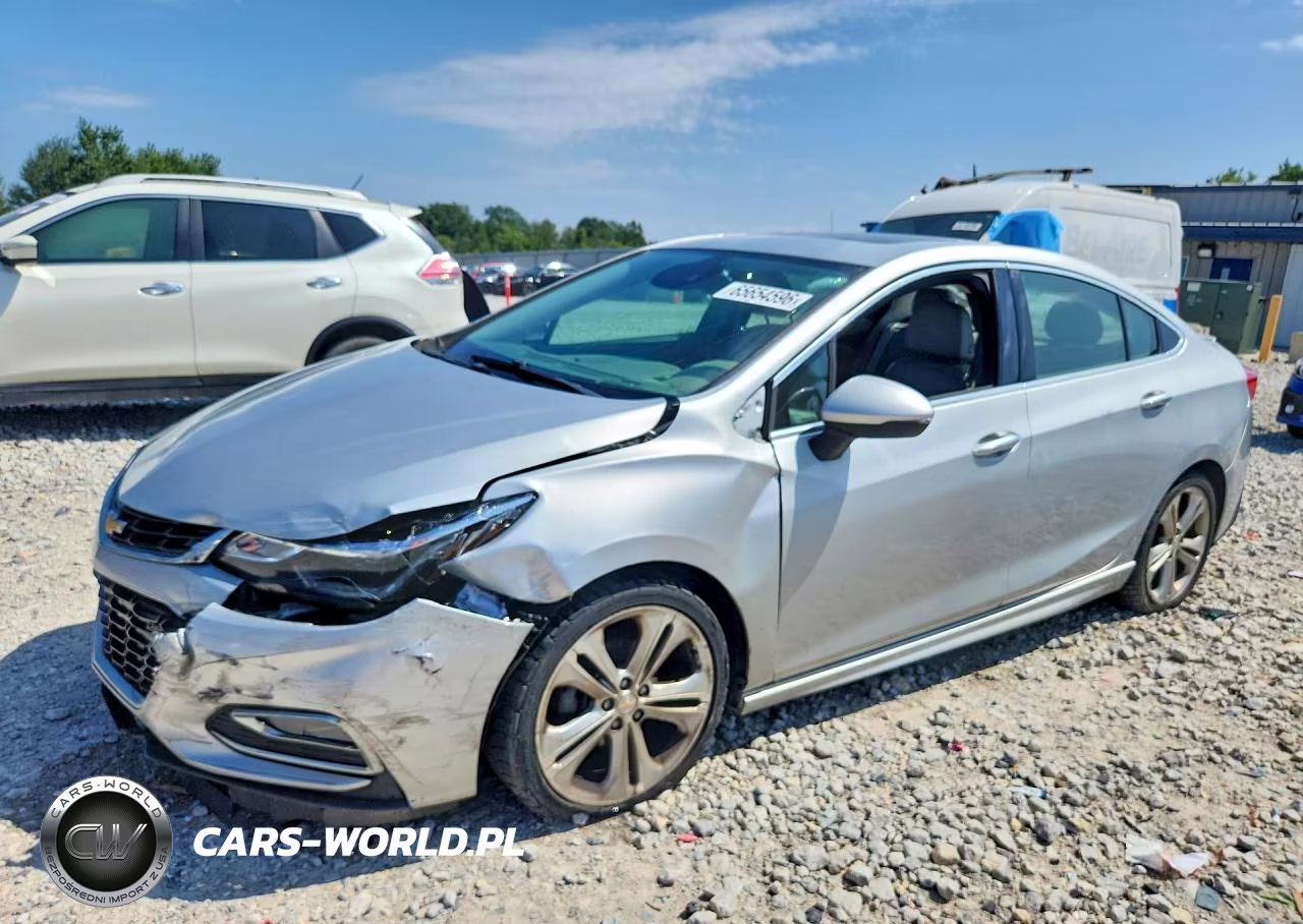 2017 Chevrolet Cruze Premier VIN:1G1BF5SM4H7108220 - 1