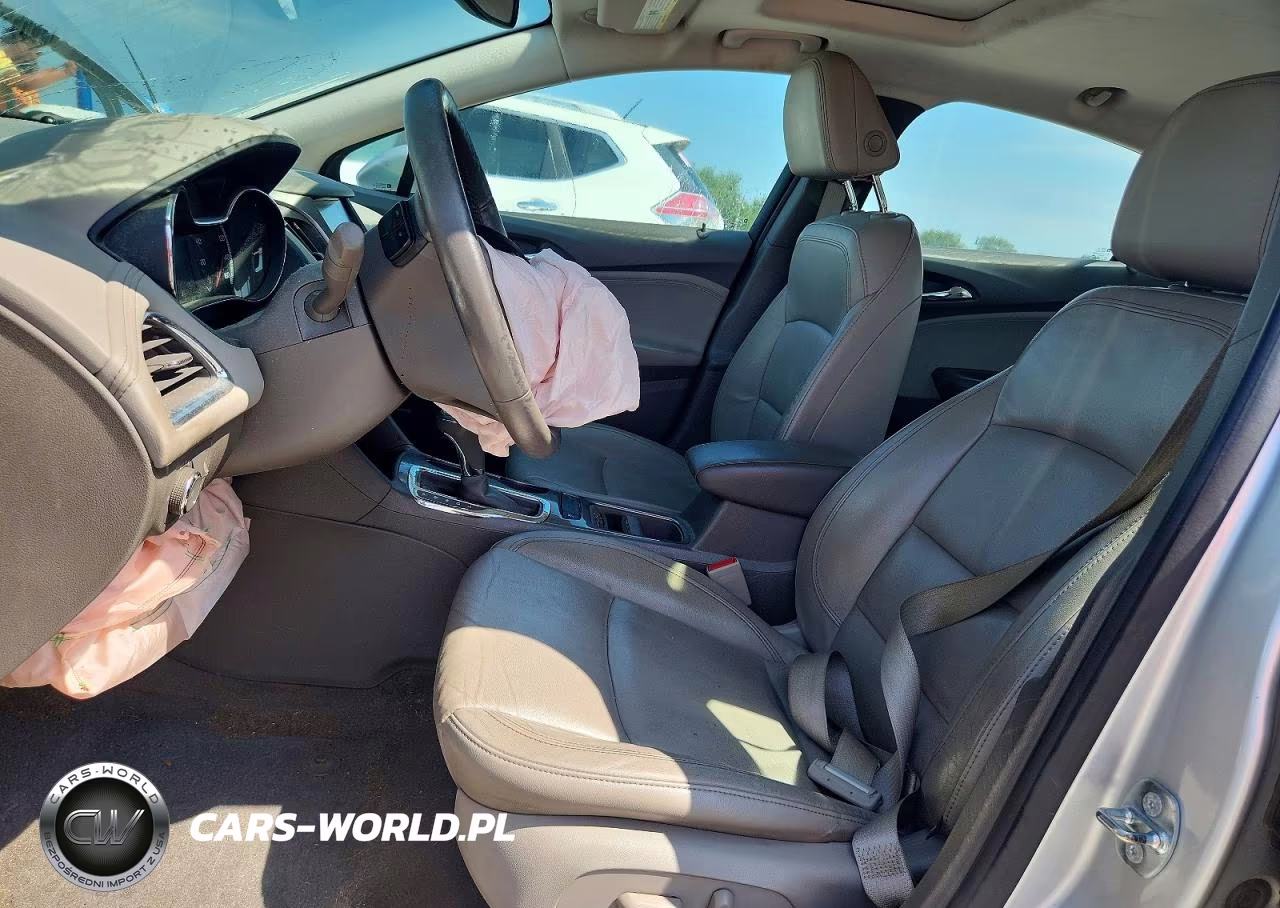 2017 Chevrolet Cruze Premier VIN:1G1BF5SM4H7108220 - 7