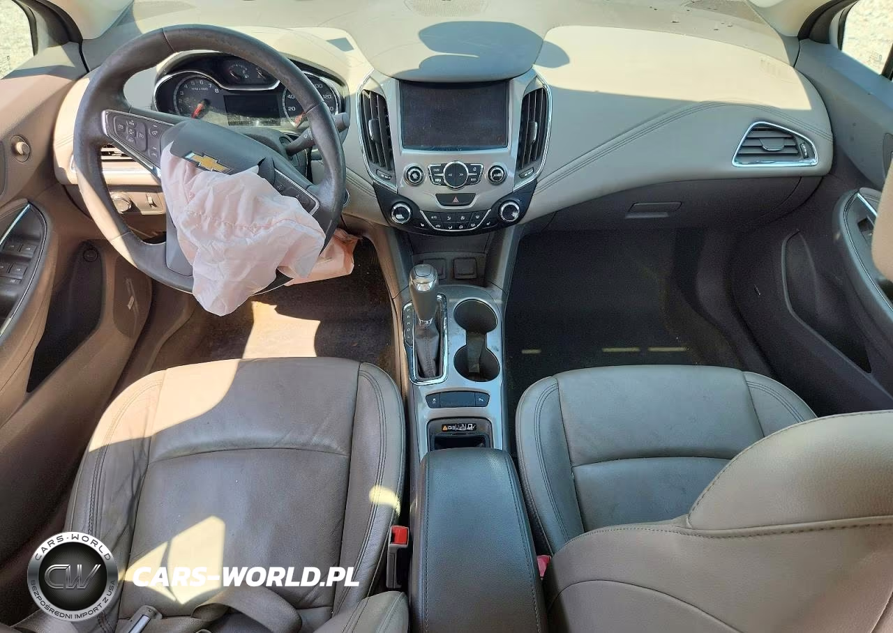 2017 Chevrolet Cruze Premier VIN:1G1BF5SM4H7108220 - 8