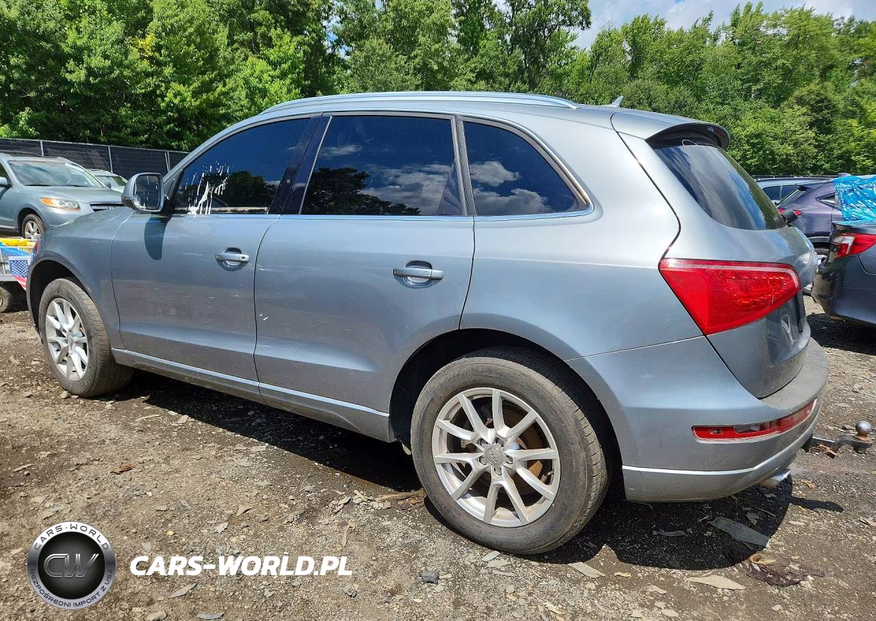 2011 Audi Q5 Premium VIN:WA1CFAFP4BA097376 - 2