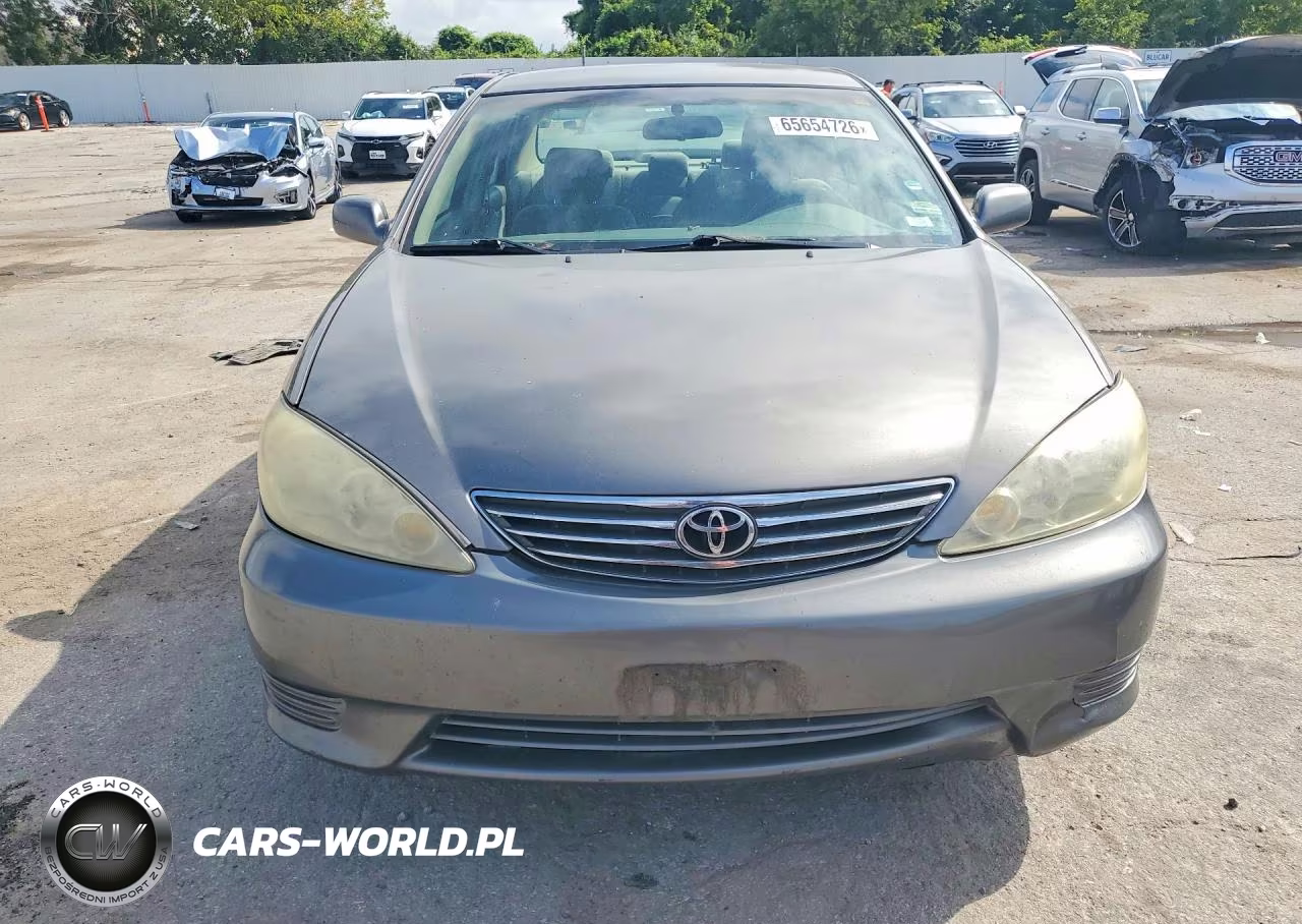 2006 Toyota Camry Le VIN:4T1BE32K76U703828 - 5