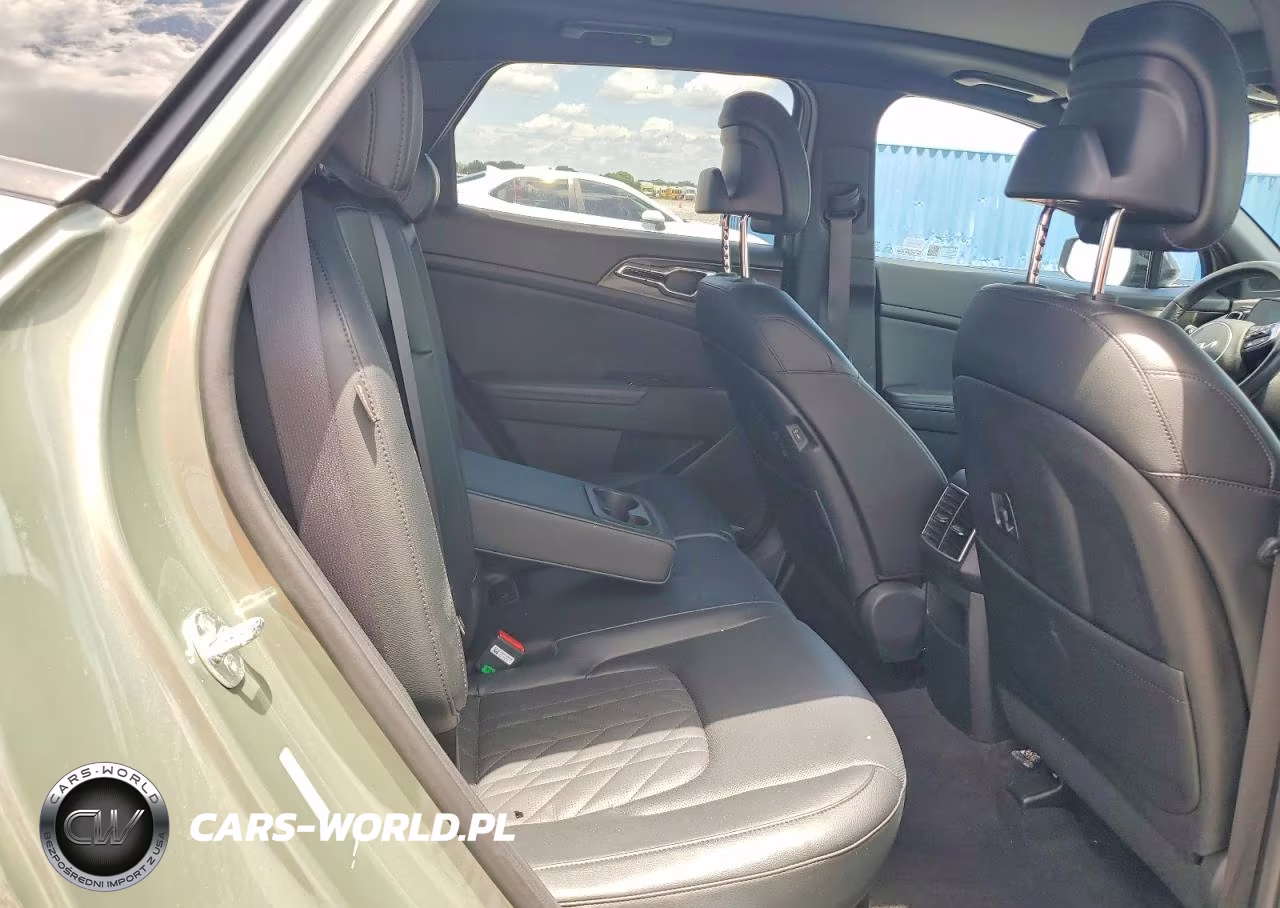2025 Kia Sportage X Line VIN:5XYK6CDF1SG233129 - 10